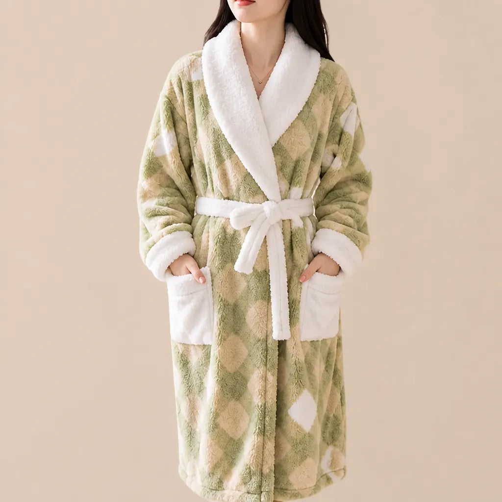 La boutique du peignoir Peignoir Femme Polaire - Texturé à Col Blanc, Vert Sauge à Losanges