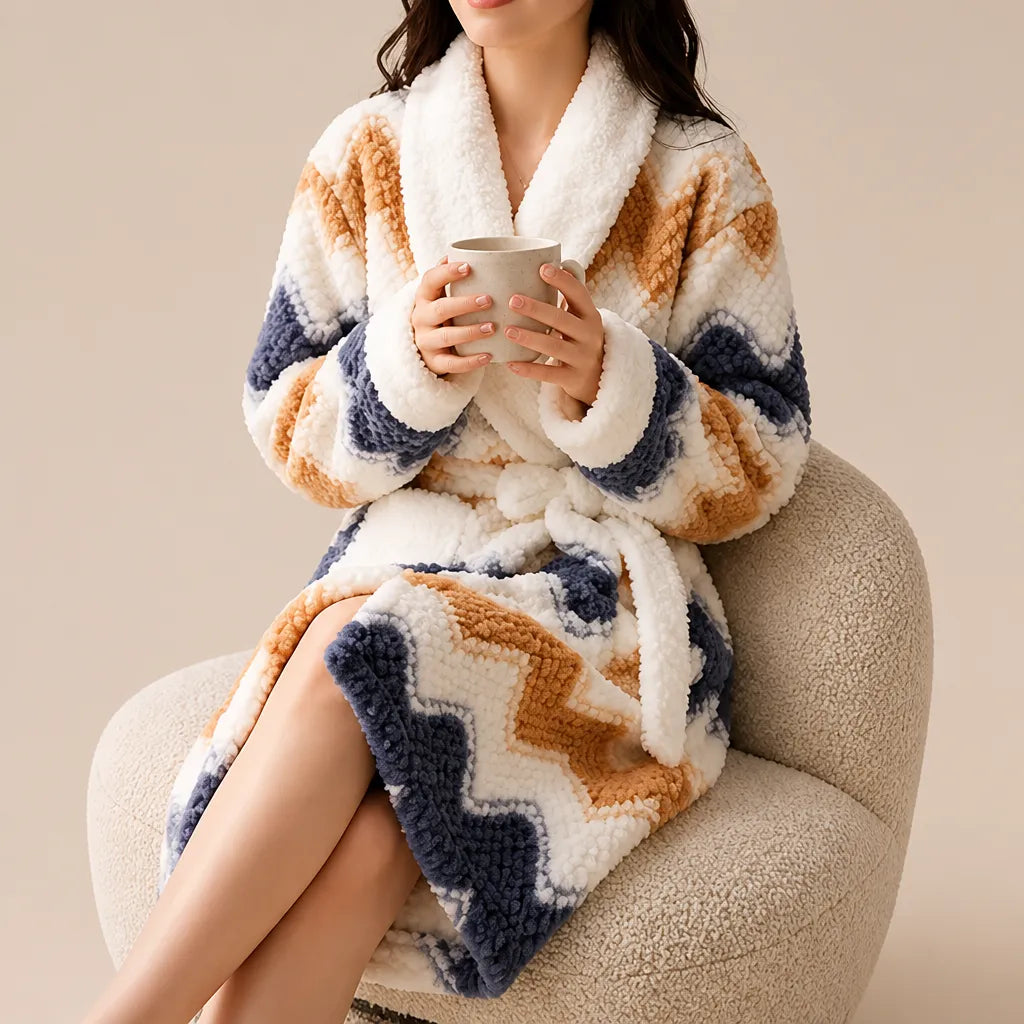 La boutique du peignoir Peignoir Femme Polaire - Texturé à Col Blanc, Zigzag Bleu et Ocre