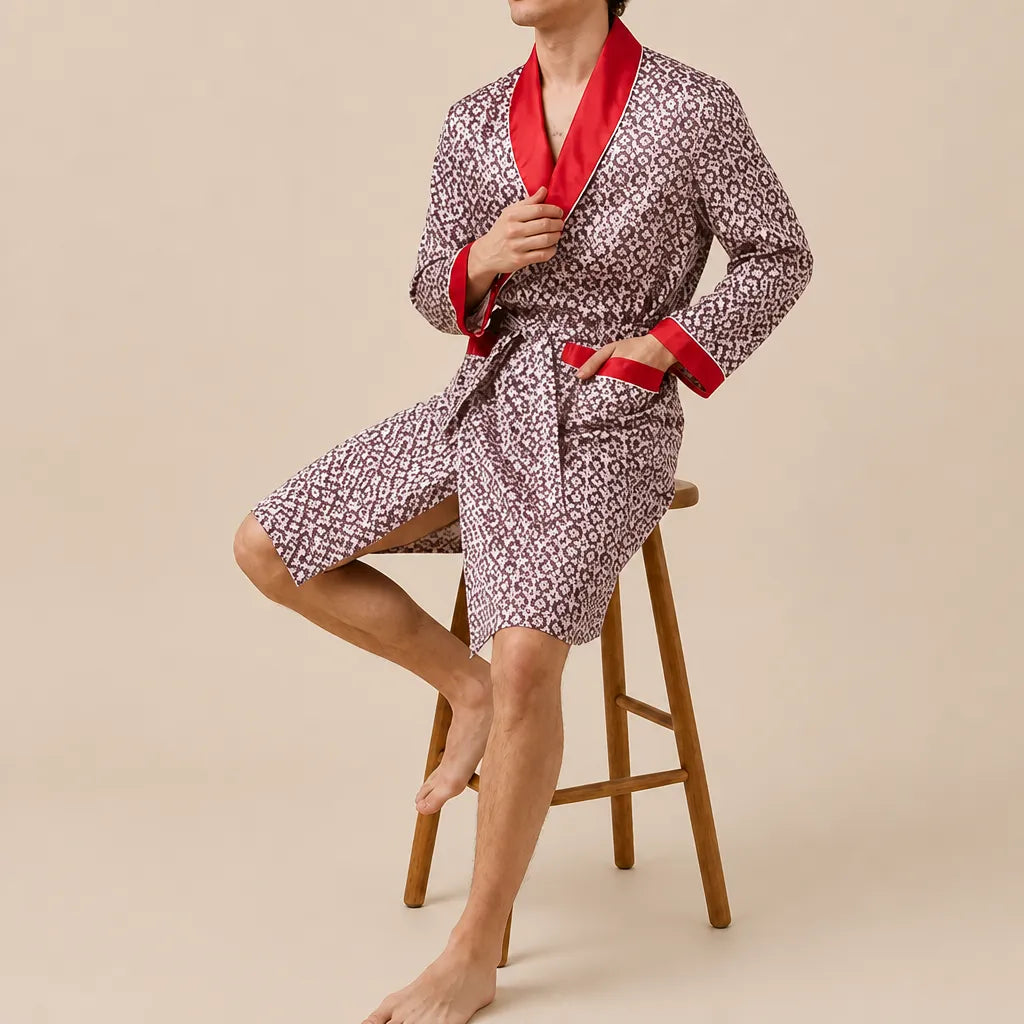 La boutique du peignoir Peignoir Homme Luxe - Kimono en Satin, Bordeaux à Motifs Col Rouge