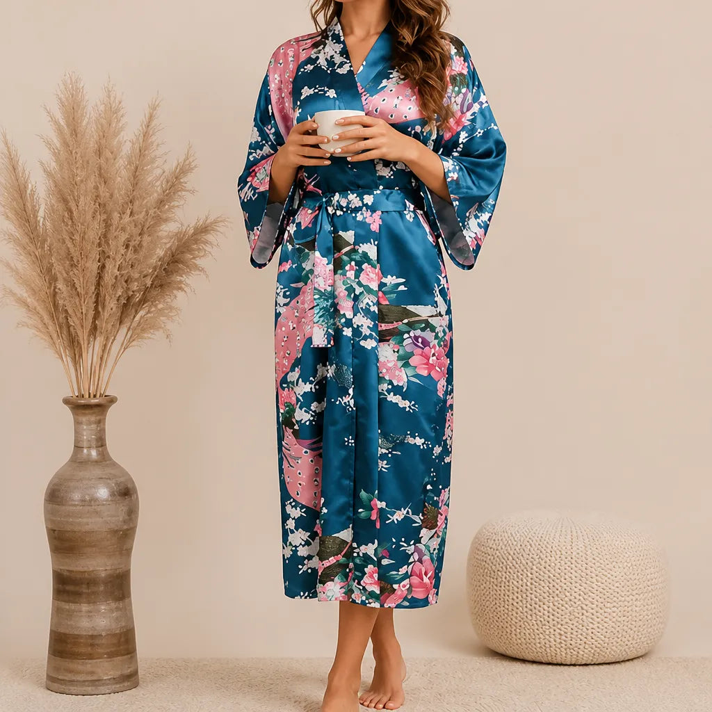La boutique du peignoir Peignoir Kimono Femme - Court en Satin à Paons, Bleu Canard