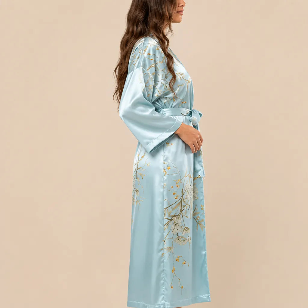 La boutique du peignoir Peignoir Satin Femme - Long à Branches Fleuries, Bleu Ciel