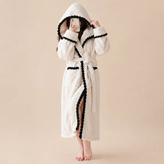 La boutique du peignoir Peignoir Capuche Femme - Bordure à Pompons Noirs, Écru