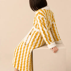 La boutique du peignoir Peignoir Femme Polaire - Long à Col Blanc, Jaune à Rayures Ondulées