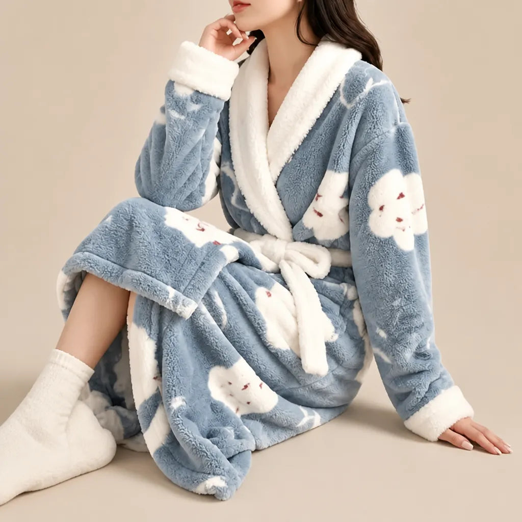 La boutique du peignoir Peignoir Femme Polaire - Texturé à Col Blanc, Bleu Ciel à Nuages
