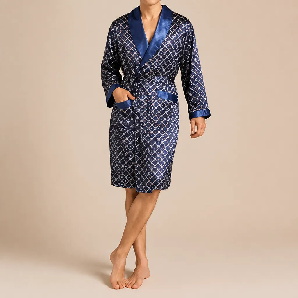 La boutique du peignoir Peignoir Homme Luxe - Kimono en Satin, Bleu Marine à Motifs