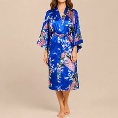 La boutique du peignoir Peignoir Kimono Femme - Court en Satin à Paons, Bleu Roi