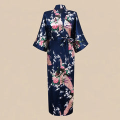 La boutique du peignoir Peignoir Kimono Femme - Long en Satin à Paons, Bleu Marine