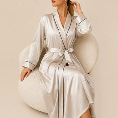 La boutique du peignoir Peignoir Satin Femme - Long à Liseré, Écru